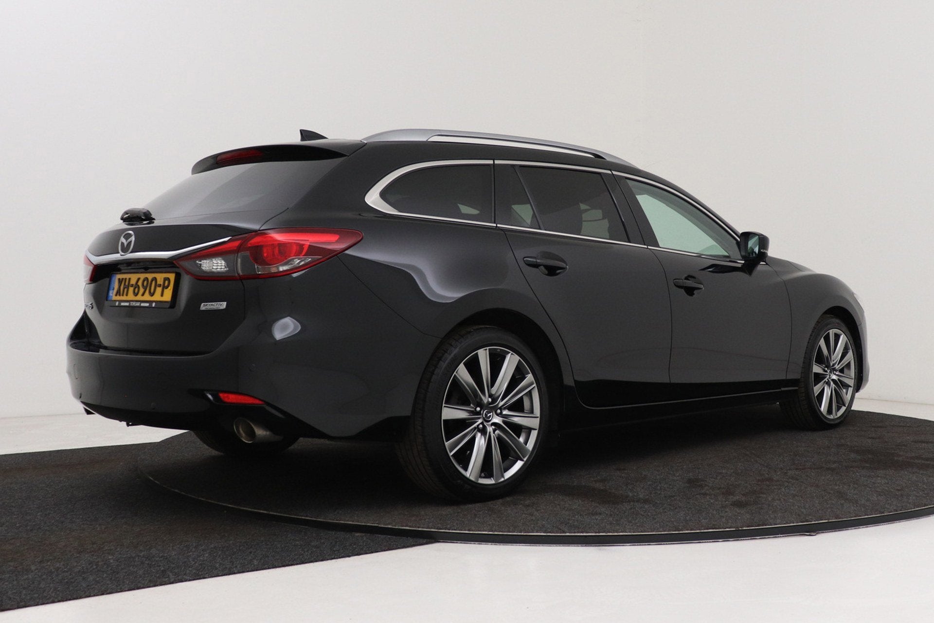 Mazda 6 Sportbreak 2.0 SkyActiv-G 165 Luxury | Trekhaak | Or, Auto's, Voorwielaandrijving, 1998 cc, Gebruikt, 4 cilinders