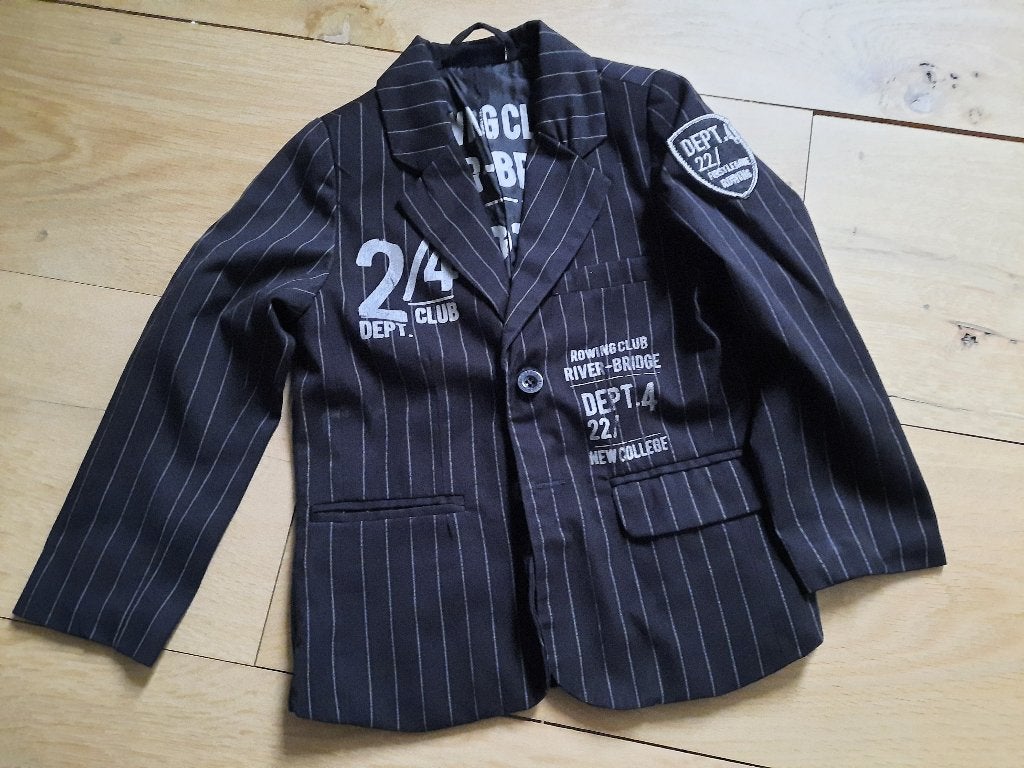 sportief colbert / jasje kind, zwart krijtstreep, maat 104, Ophalen of Verzenden, Gebruikt, Jongen of Meisje, Overige typen