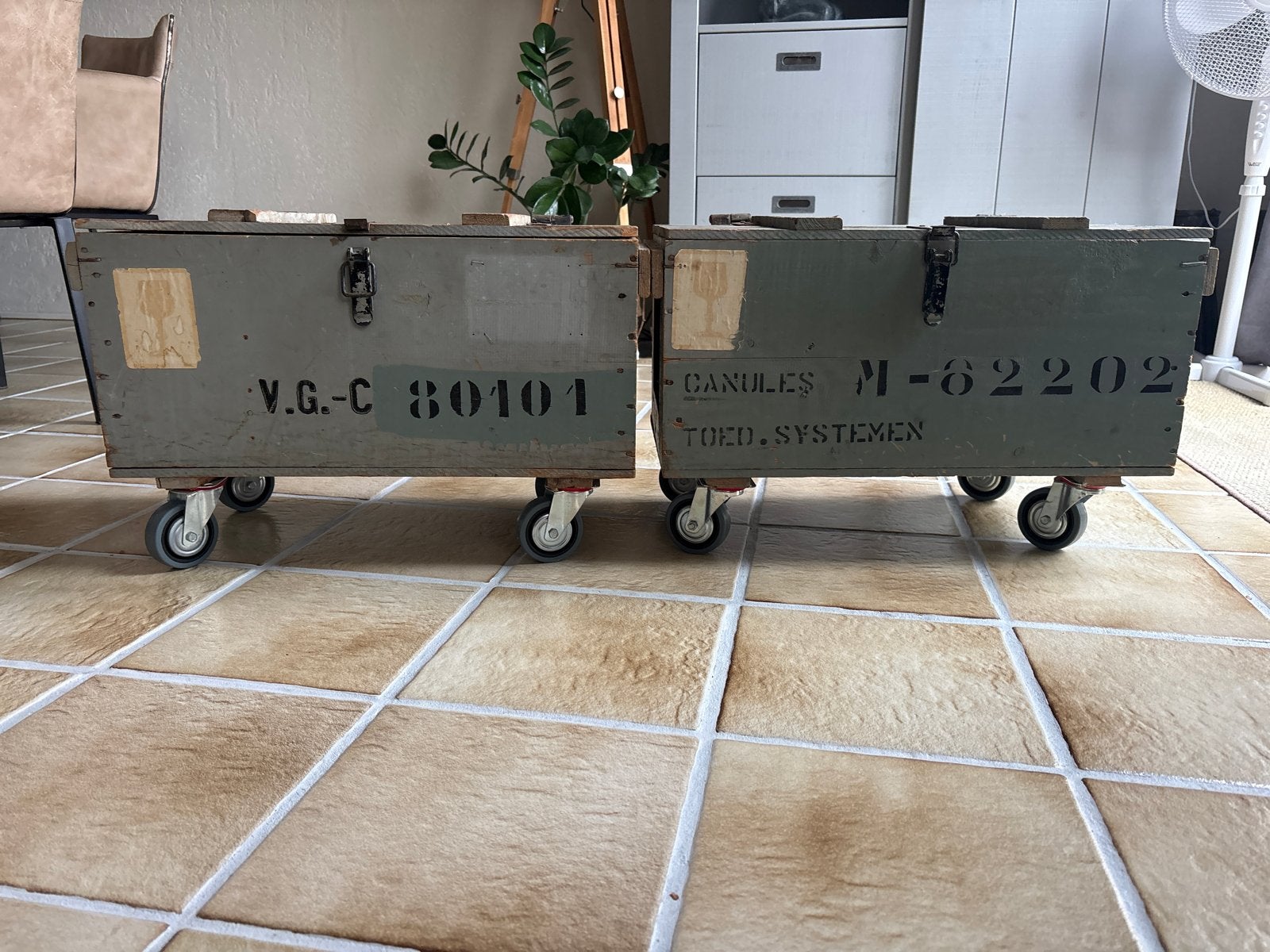 Set van 2 vintage kistjes op wielen - TV meubel/salontafel, Ophalen, Gebruikt, Minder dan 50 cm, 50 tot 100 cm