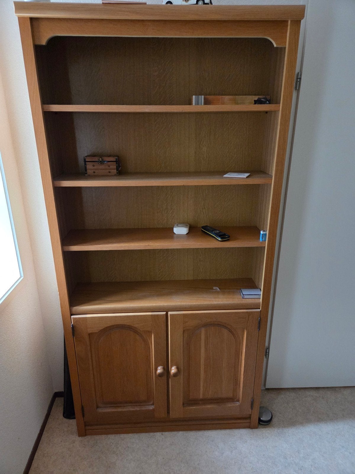 Te koop blank eiken boekenkast, Huis en Inrichting, Kasten | Secretaires, Ophalen of Verzenden