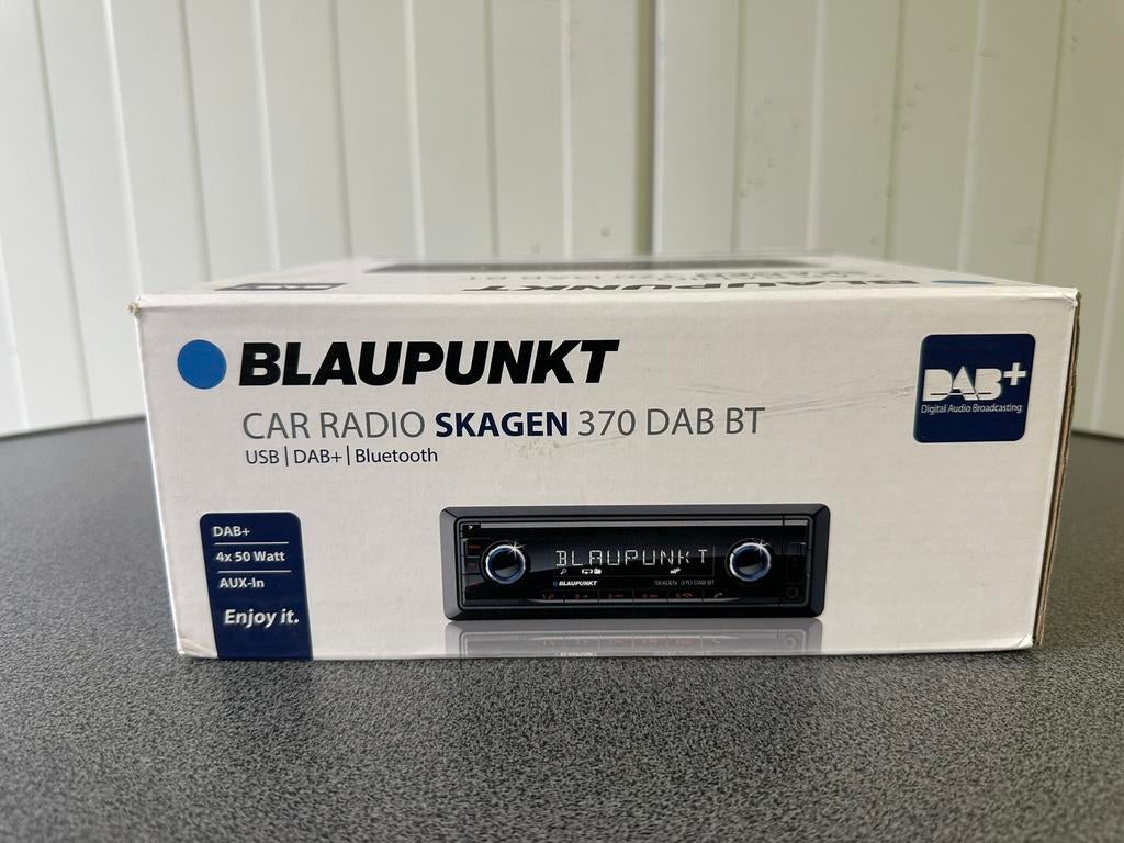 BLAUPUNKT Skagen 370 DAB BT - DAB/BT/SD/Korte Inbouwdiepte, Auto diversen, Autoradio's, Ophalen of Verzenden, Zo goed als nieuw