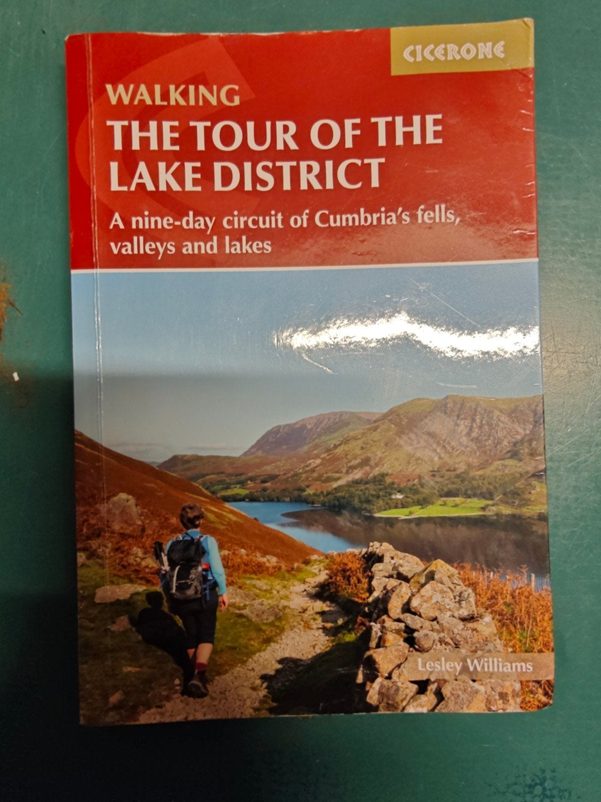 Wandelgids The Tour of the Lake District - Cicerone, Overige merken, Fiets- of Wandelgids, Europa, Ophalen of Verzenden