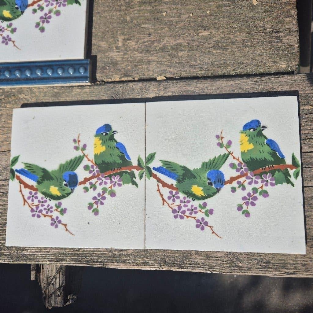 50 art nouveau wandtegels met 2 vogels op tak felle kleuren