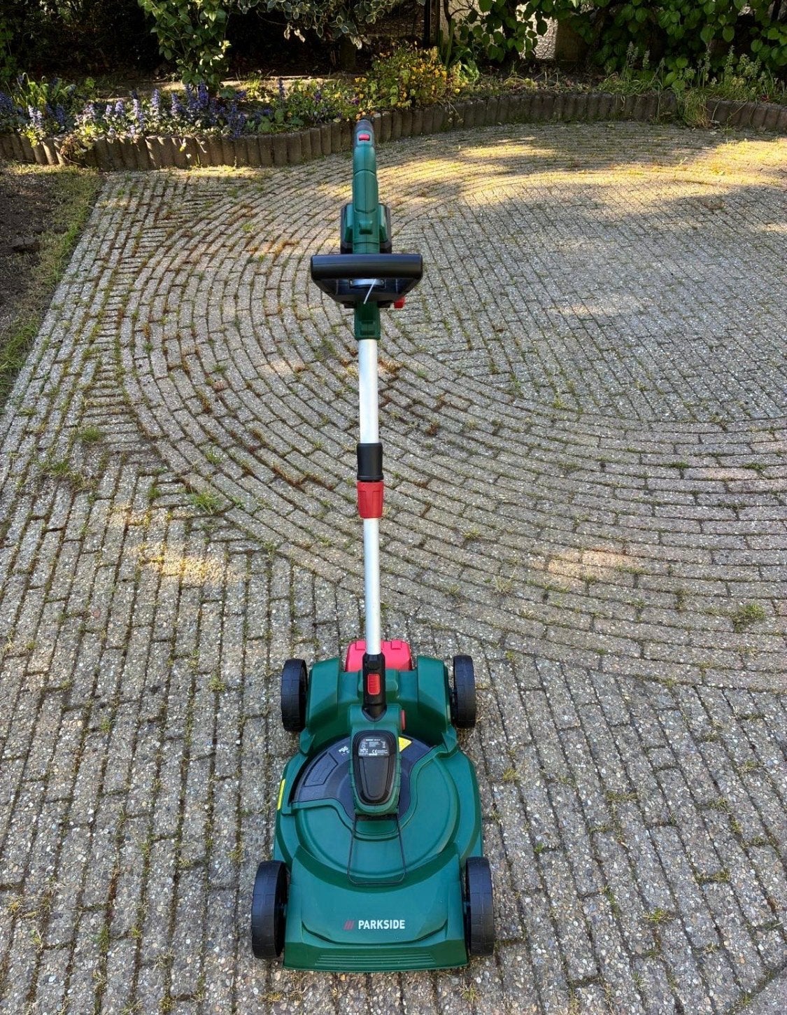 Parkside Accu Grasmaaier met 4AH accu en 4,5AH oplader, Tuin en Terras, Ophalen of Verzenden, Zo goed als nieuw, Accu-grasmaaier