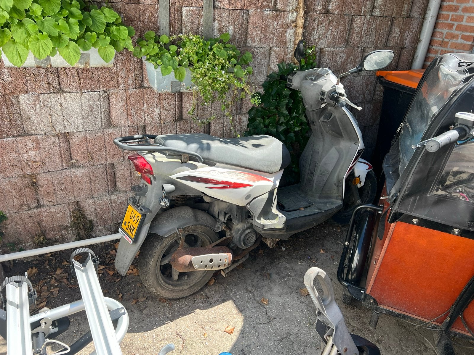 Gebruikte scooter sym niet netjes, Ophalen, Gebruikt, Benzine, Overige merken