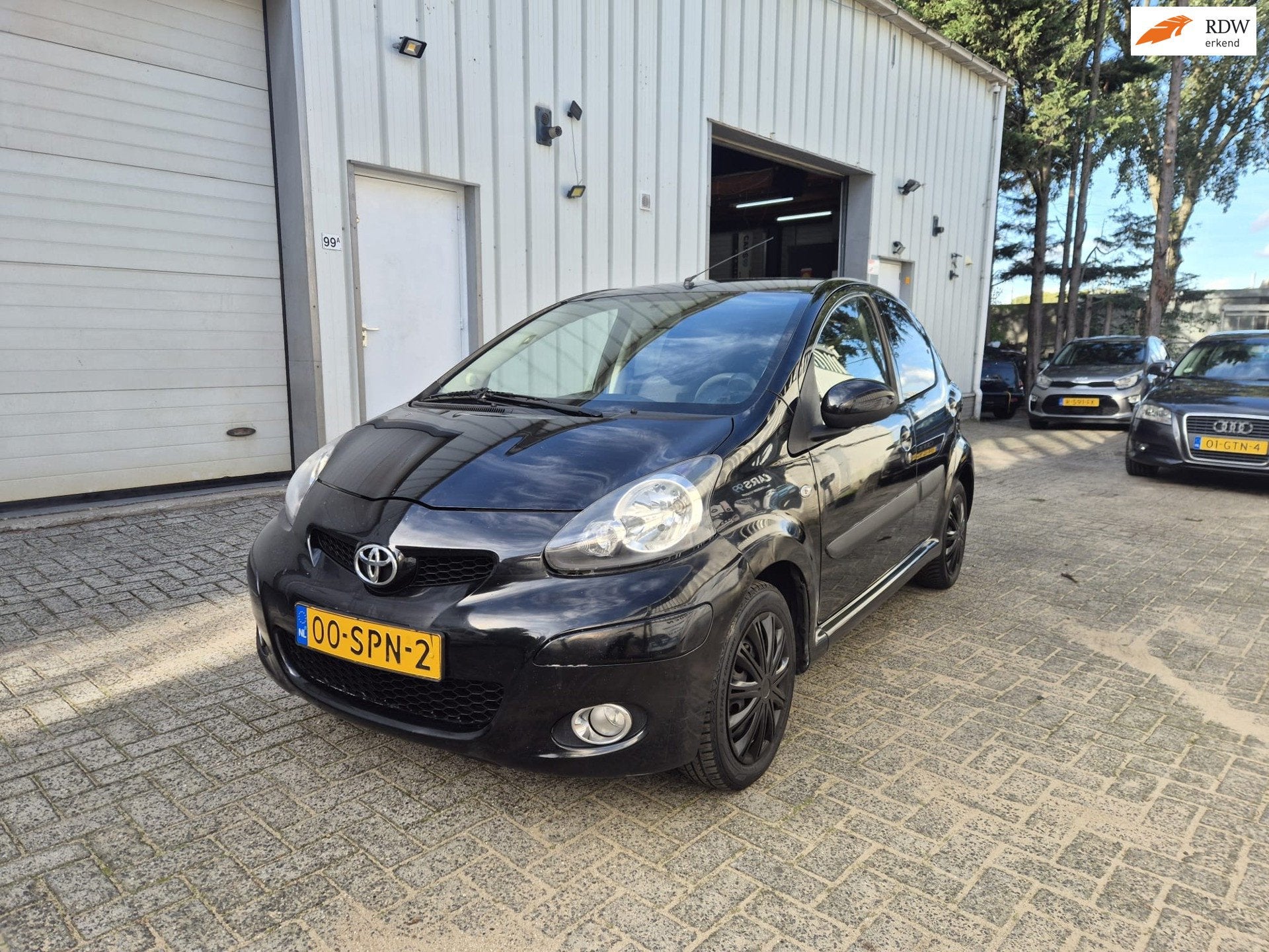 Toyota Aygo Dynamic Navigator|5DRS|Airco|NAP|Nieuwe APK, Auto's, Voorwielaandrijving, Euro 5, Elektrische ramen, Gebruikt