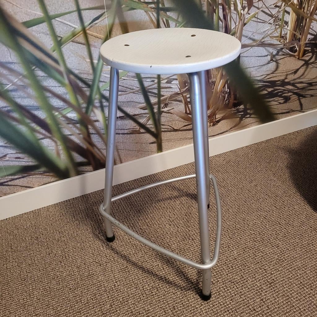 Vintage stalen kruk houten zitting Ahrend Friso Kramer 1963, Ophalen