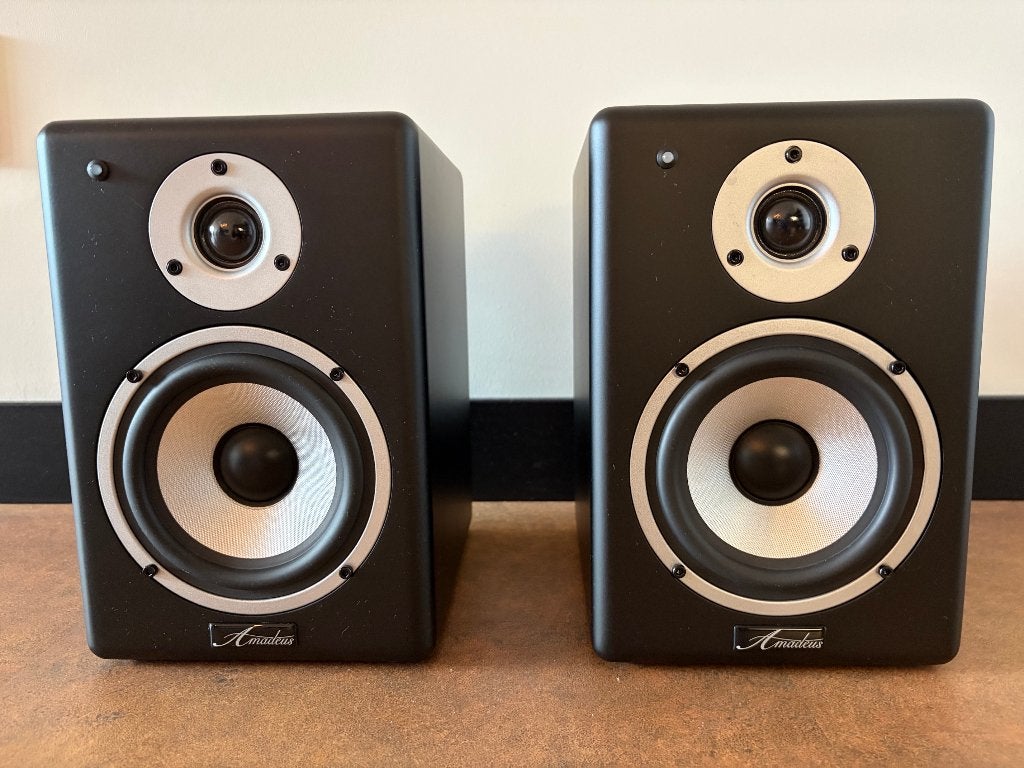 Studio Monitors ( 5 Inch ) AMADEUS VX50, Studiomonitor, Zo goed als nieuw, Minder dan 60 watt, Ophalen