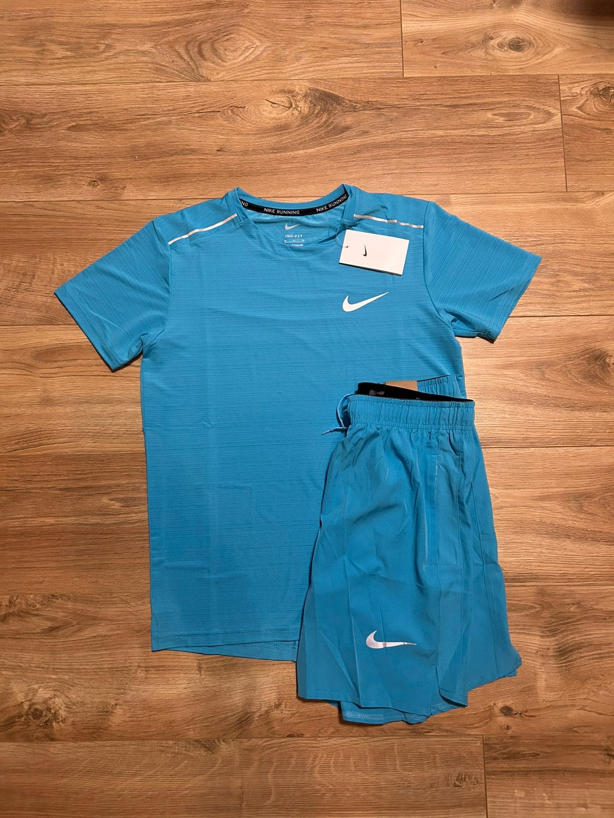 Nike miller zomer set, Ophalen of Verzenden, Zo goed als nieuw, Overige maten, Blauw