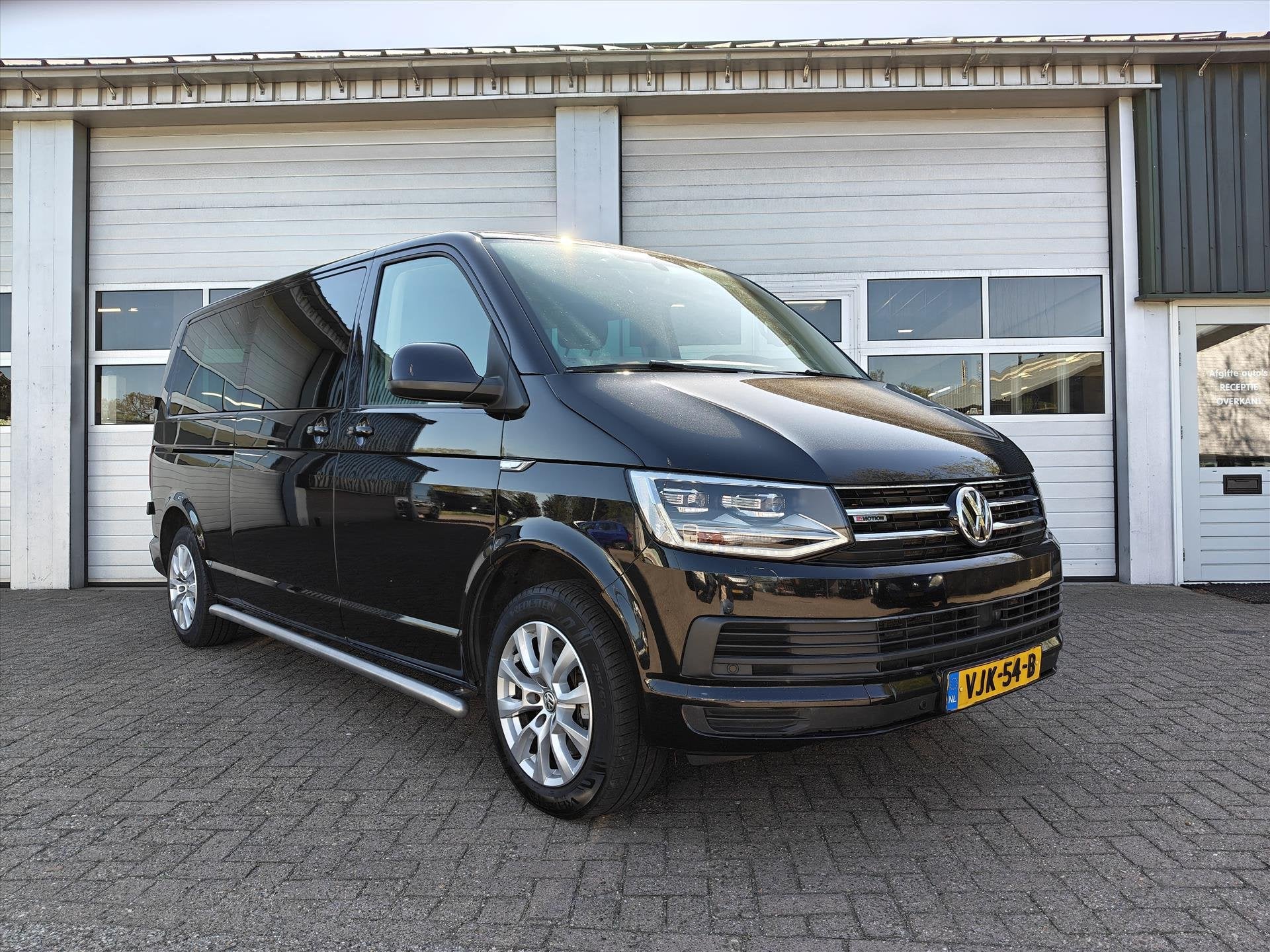 Volkswagen Transporter KOMBI 2.0TDI DC 4X4 LEER!, Auto's, Bestelauto's, Automaat, 4 cilinders, Volkswagen, 2500 kg