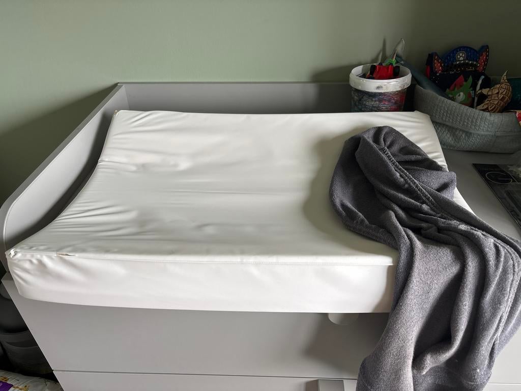 Verschoonkussen met hoes, Kinderen en Baby's, Badjes en Verzorging, Ophalen, Gebruikt, Aankleedkussen