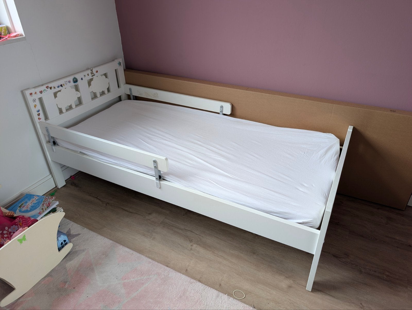 Kritterbed Ikea met matras en bedhekje, 70 tot 85 cm, 140 tot 160 cm, Zo goed als nieuw, Ophalen