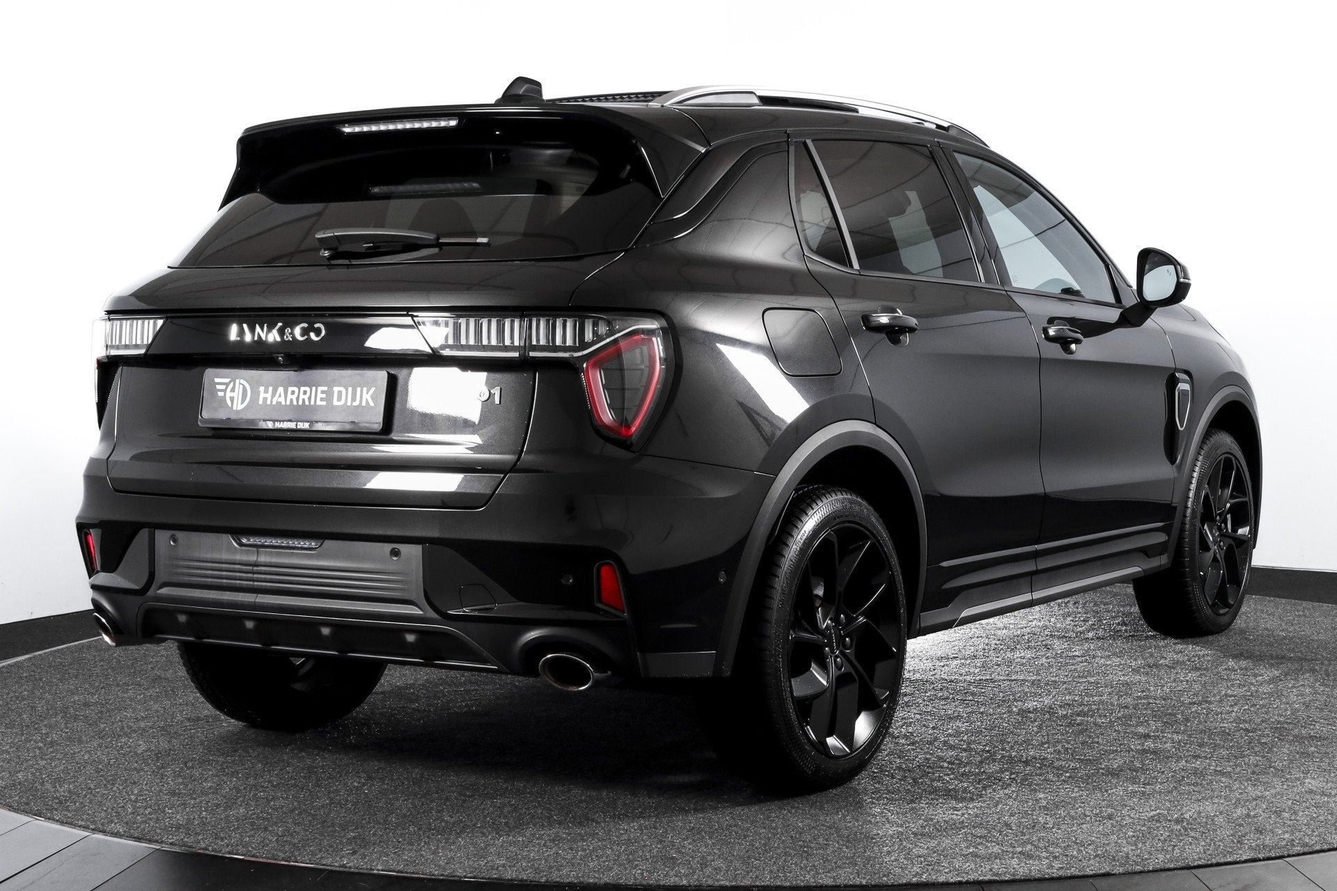 Lynk & Co 01 1.5 PHEV 261PK MY22 | Black Pakket | 360 Camera, Auto's, 12 maanden, Euro 6, Zwart, Plug-in hybride