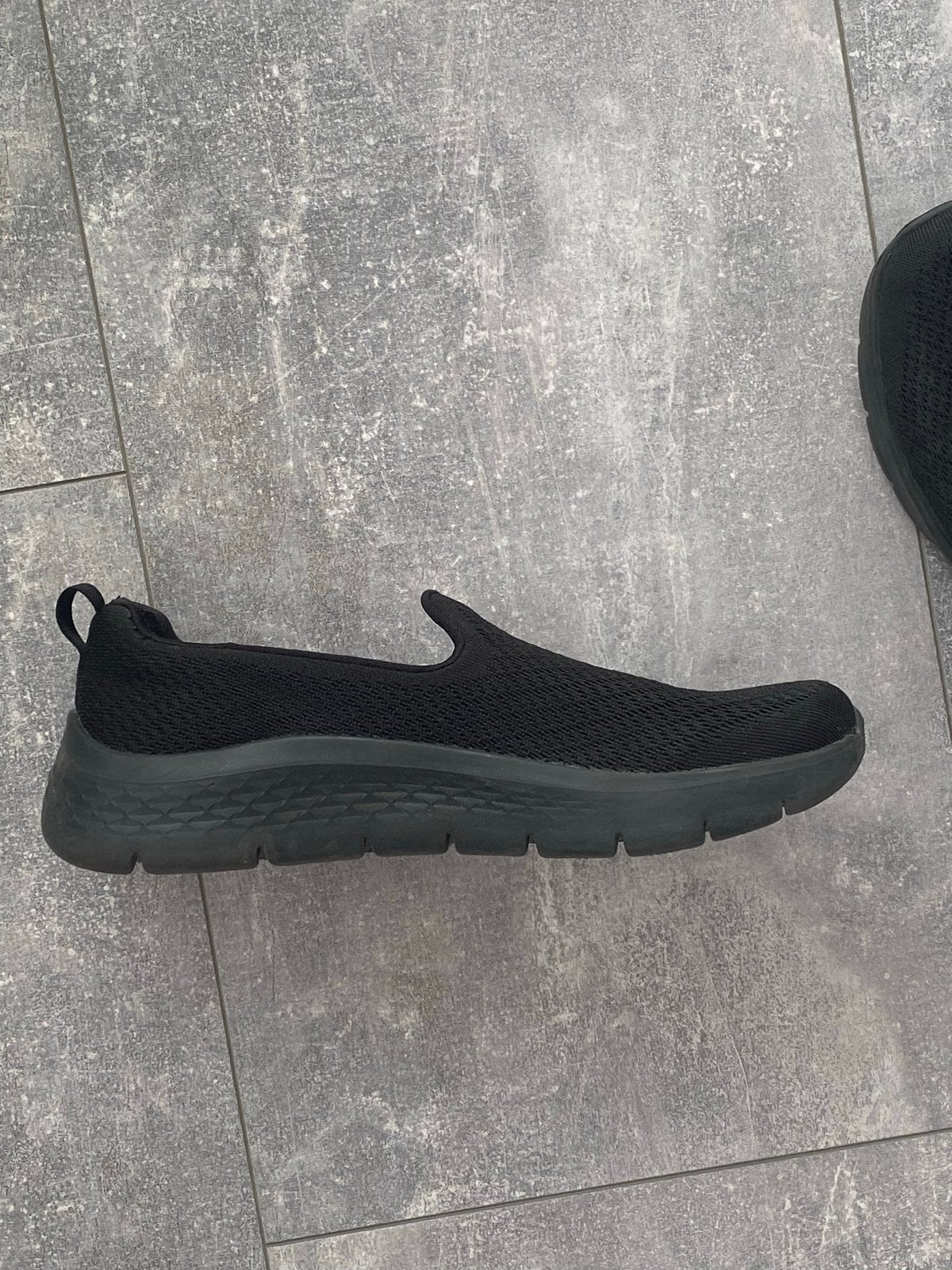 Skechers Go Walk instappers - Maat 38.5, Kleding | Dames, Schoenen, Ophalen of Verzenden, Zo goed als nieuw, Zwart, Instappers