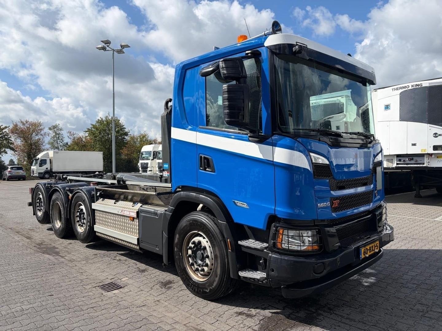 Scania G560XT 8X2 30 T HOOKLIFT 10 TONS FRONTAXLE ,TOPCONDIT, Automaat, Euro 6, Scania, Blauw