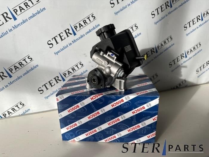 Stuurbekrachtiging Pomp van een Mercedes Sprinter, -, Nieuw, Ophalen of Verzenden, -
