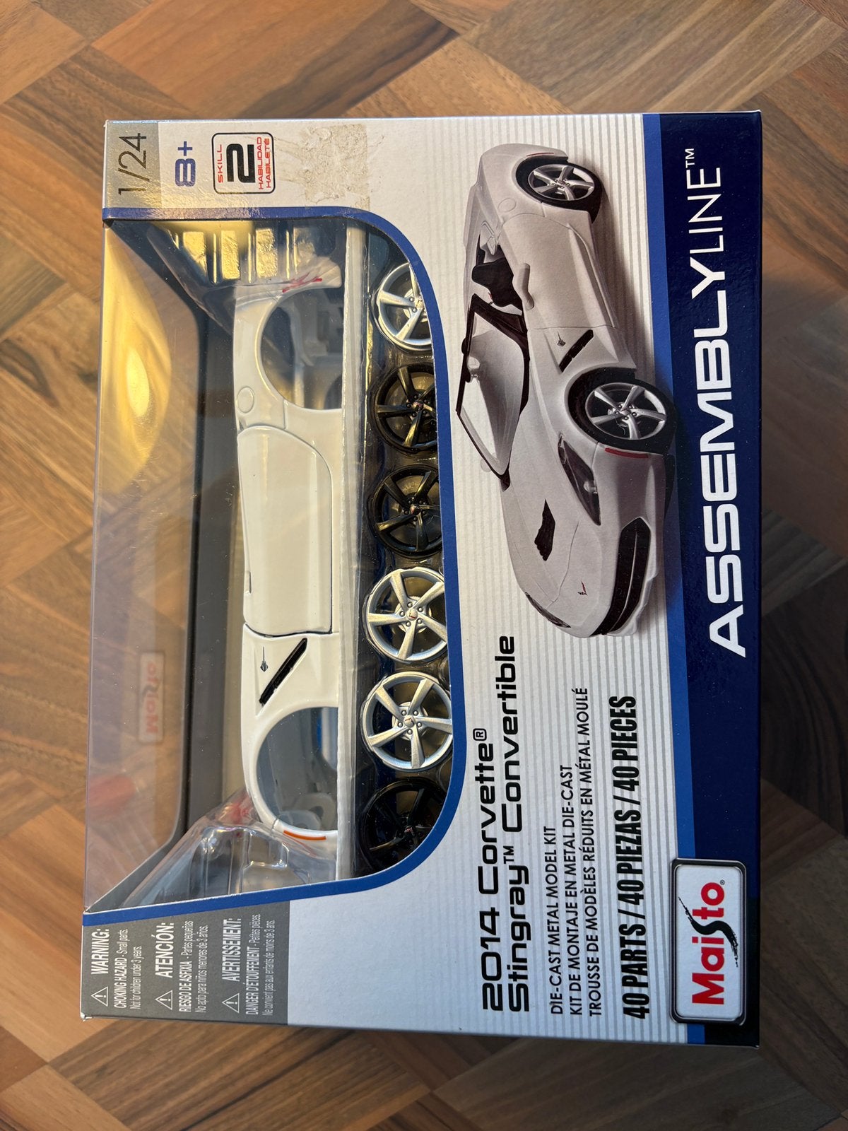 Metalen bouwmodel 2014 Corvette Convertible 1/24, Overige merken, Auto, Verzenden, Groter dan 1:32