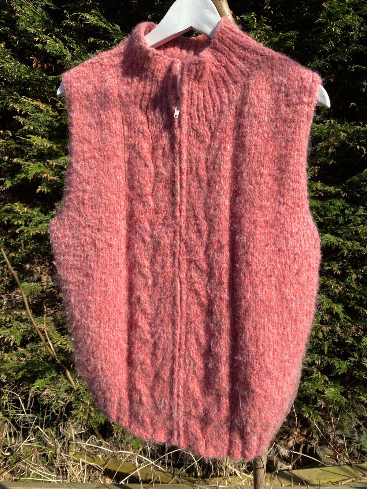Prachtig zacht vestje INTI baby alpacawol mt XL, Verzenden, Gedragen, Maat 46/48 (XL) of groter, Roze