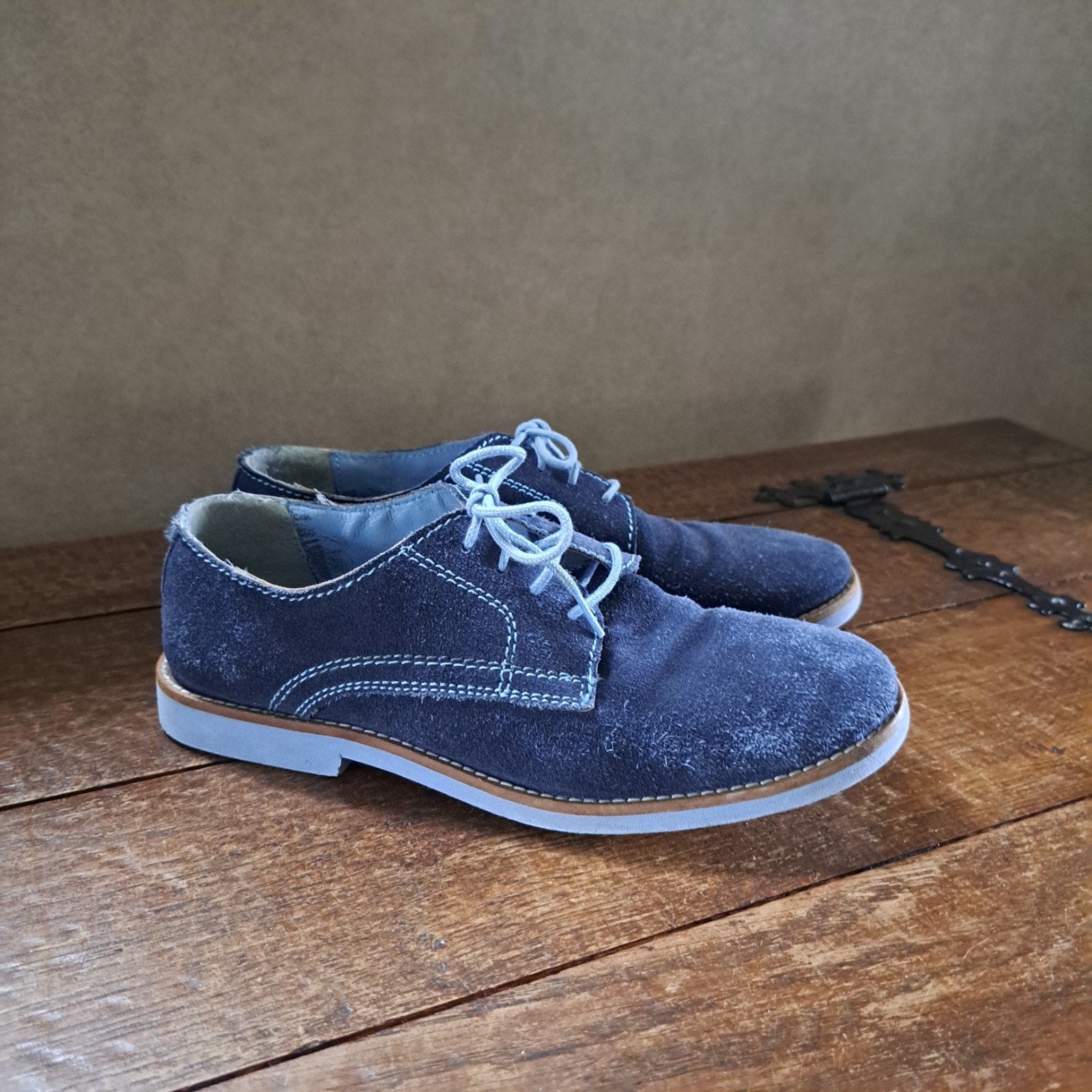 blauw suede schoenen mt 38, Gebruikt, Ophalen of Verzenden, Jongen, Schoenen