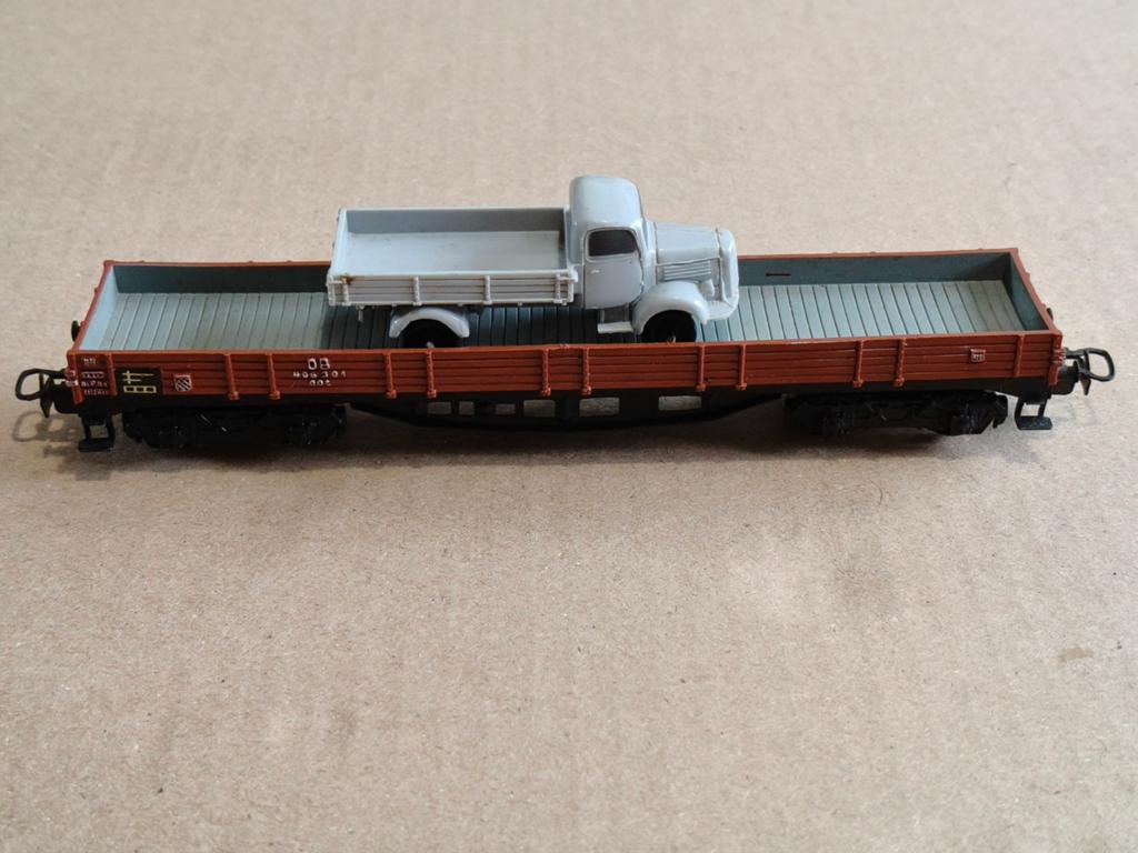 Vintage Märklin wagon 4 asser met Märklin vrachtwagen., Wisselstroom, Gebruikt, Wagon, Ophalen of Verzenden