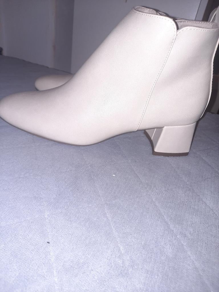 Enkellaarsjes  Esmara maat 38, Kleding | Dames, Schoenen, Wit, Lage of Enkellaarzen, Nieuw, Esmara
