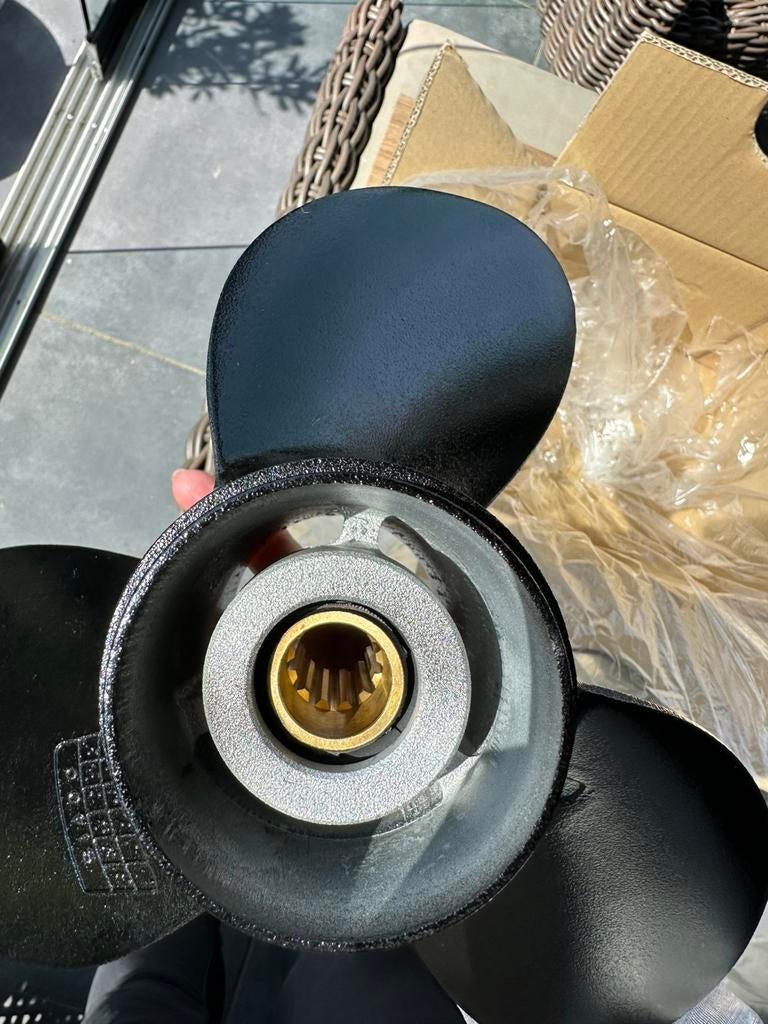 Nieuwe Susuki propeller (schroef). DF50A, Watersport en Boten, Bootonderdelen, Ophalen, Nieuw, Motor en Techniek, Zeilboot of Motorboot
