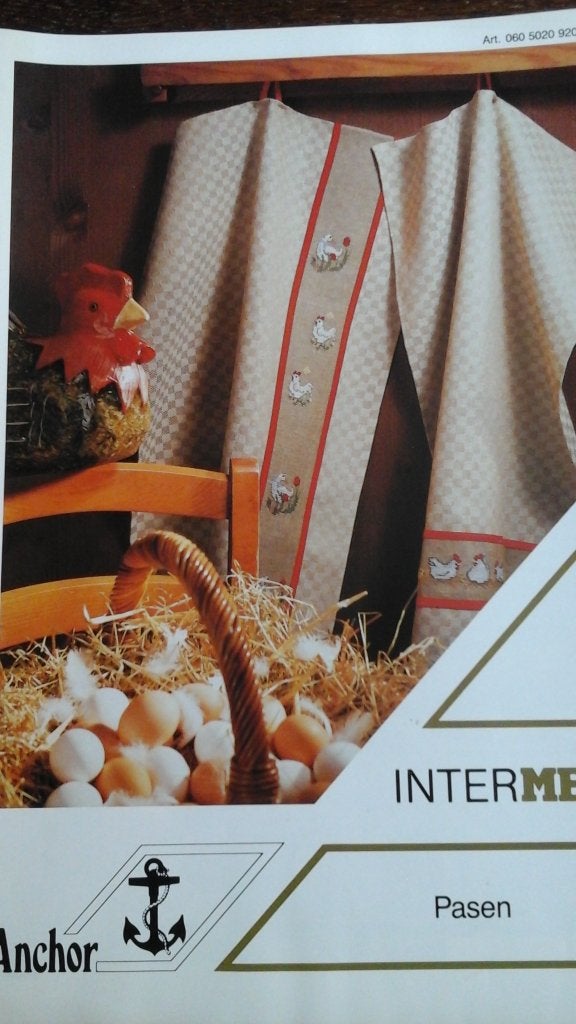 intermezzo pasen, Ophalen of Verzenden, Zo goed als nieuw, Handborduren, Patroon