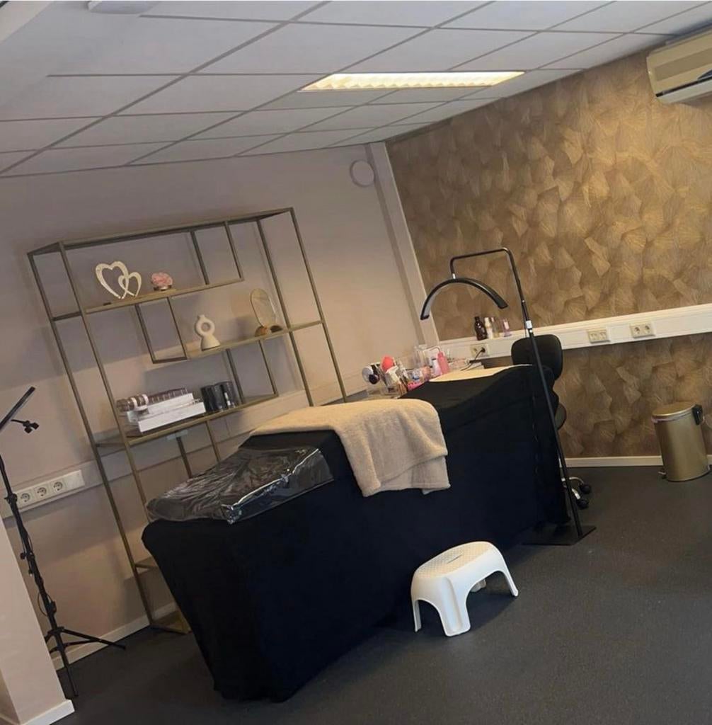 Salon inrichting te koop wimperstyliste