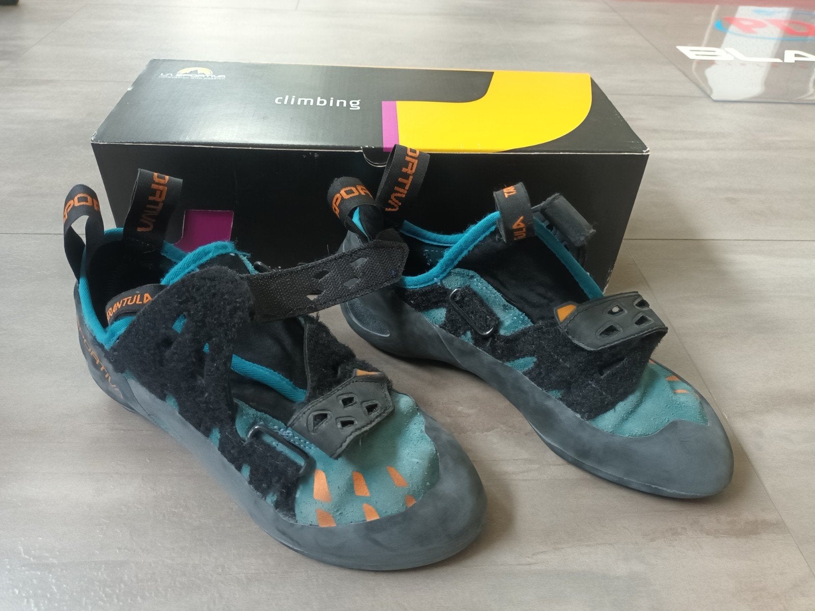 La Sportiva Tarantula Klimschoenen Maat 39, Ophalen of Verzenden, Zo goed als nieuw, Klimsportschoenen