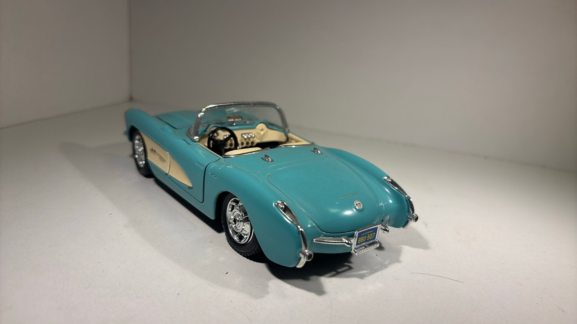 Chevrolet Corvette 1957 Bburago 1.24, Ophalen of Verzenden, Bburago, A, A