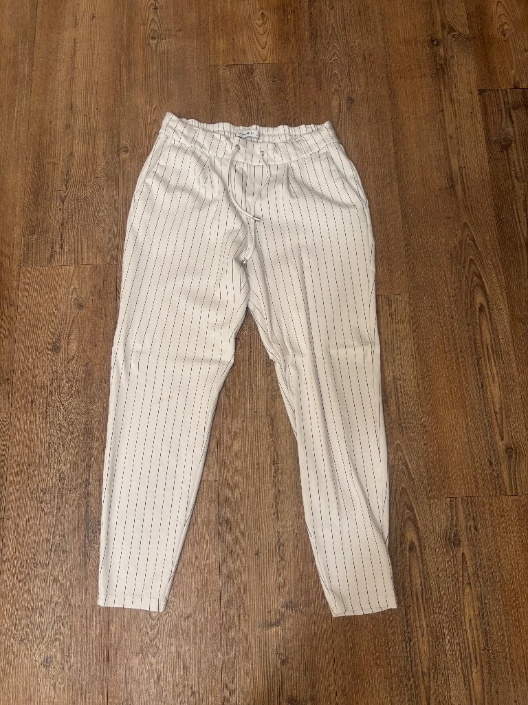 Broekenpakket dames - maat 38, Kleding | Dames, Dames-kledingpakketten, Ophalen of Verzenden, Zo goed als nieuw, Maat 38/40 (M)