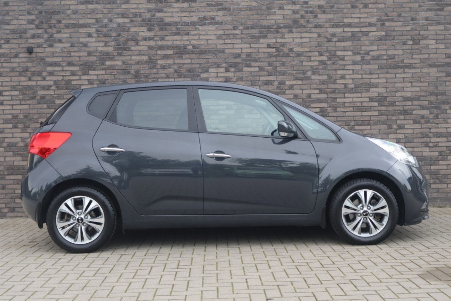 Kia VENGA 1.6 CVVT DynamicPLusLine Automaat | Camera| Cruise, Auto's, Kia, 15 km/l, Gebruikt, 4 cilinders, Bedrijf
