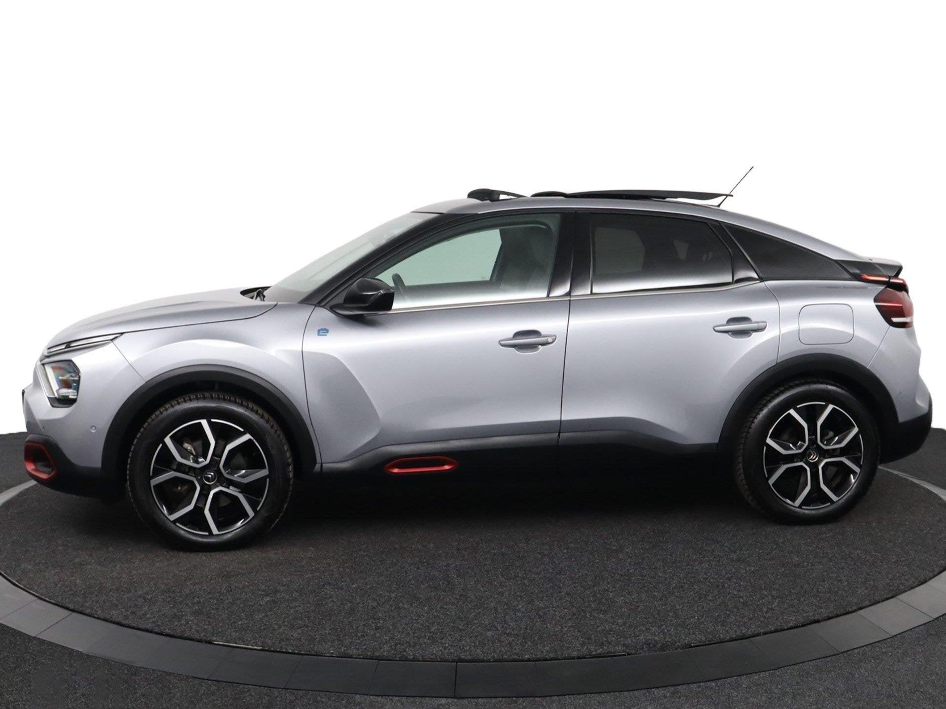 Citroen Ë-C4 You 50 kWh |DOH|Leder|Pano|SOH 93,5%|Stoel&Stu, Auto's, Citroën, 136 pk, Gebruikt, Parkeersensor, 355 km