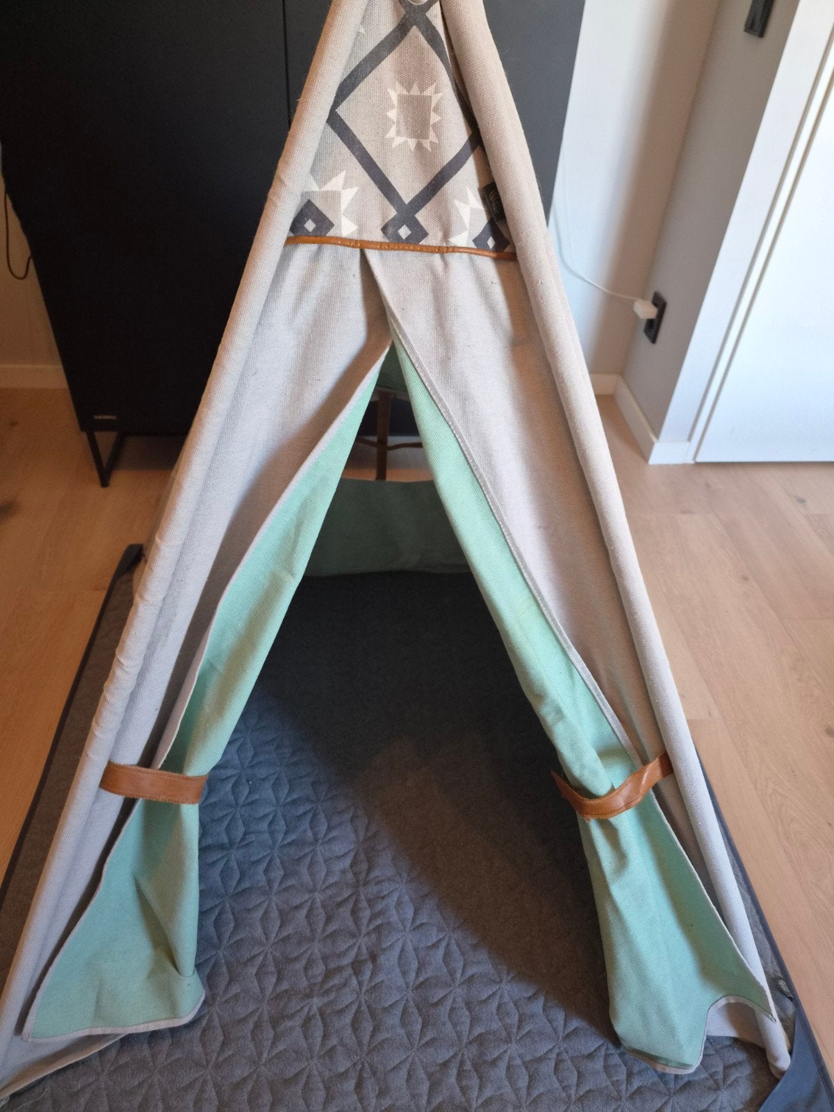 Gave Tipi Tent, Ophalen of Verzenden, Zo goed als nieuw