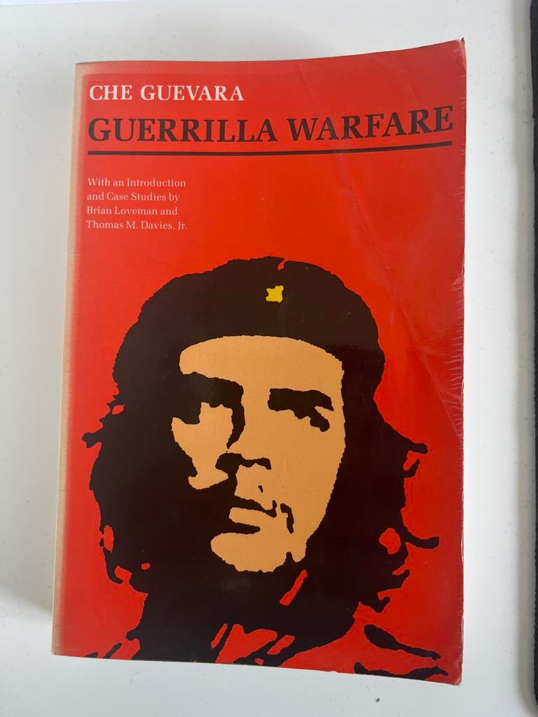 Che Guevara: Guerrilla Warfare - Een Klassieker over Strateg, Boeken, Ophalen of Verzenden, Zo goed als nieuw