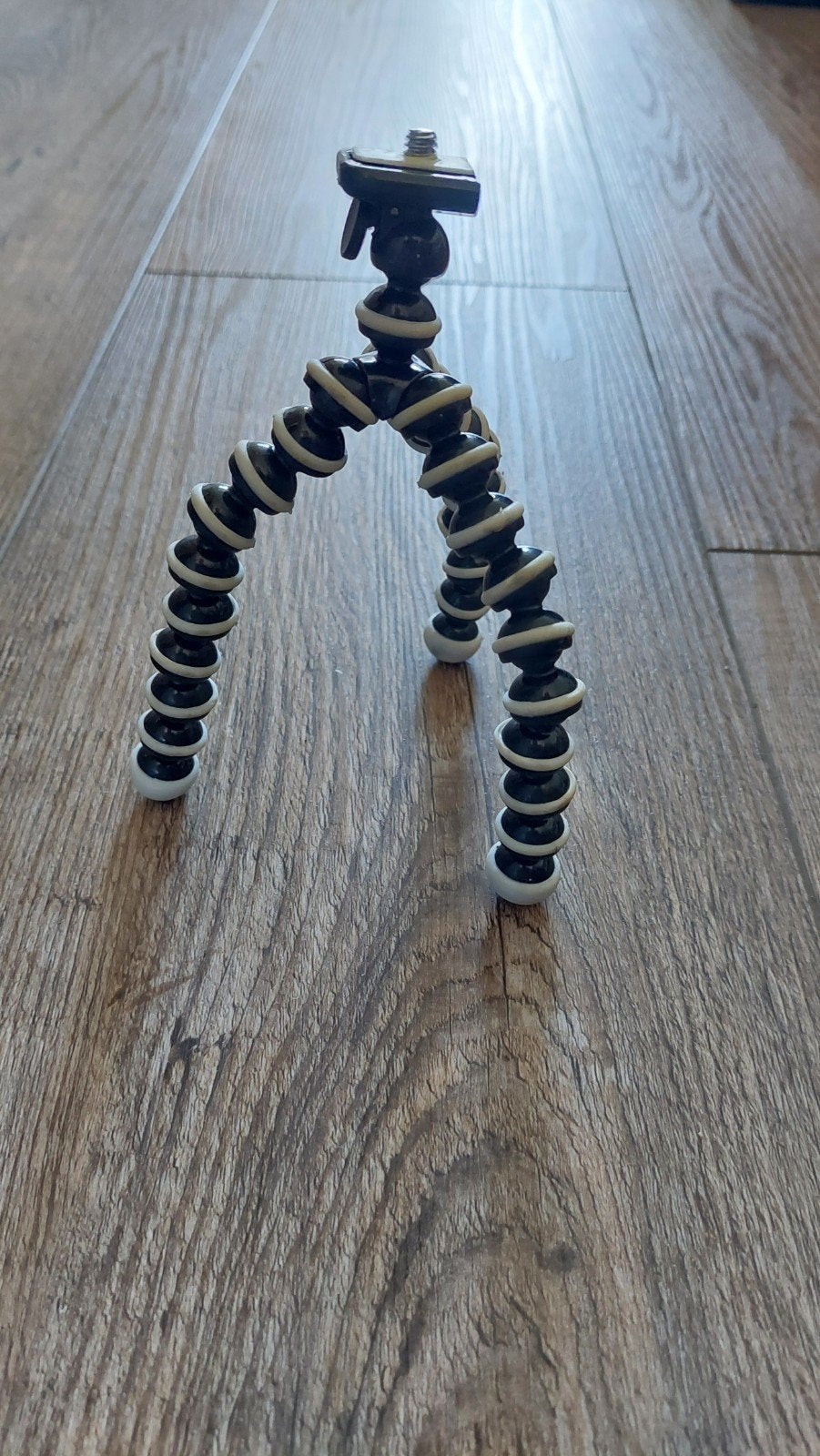 Ministatief (gorilla-pod), Ophalen, Driepoot