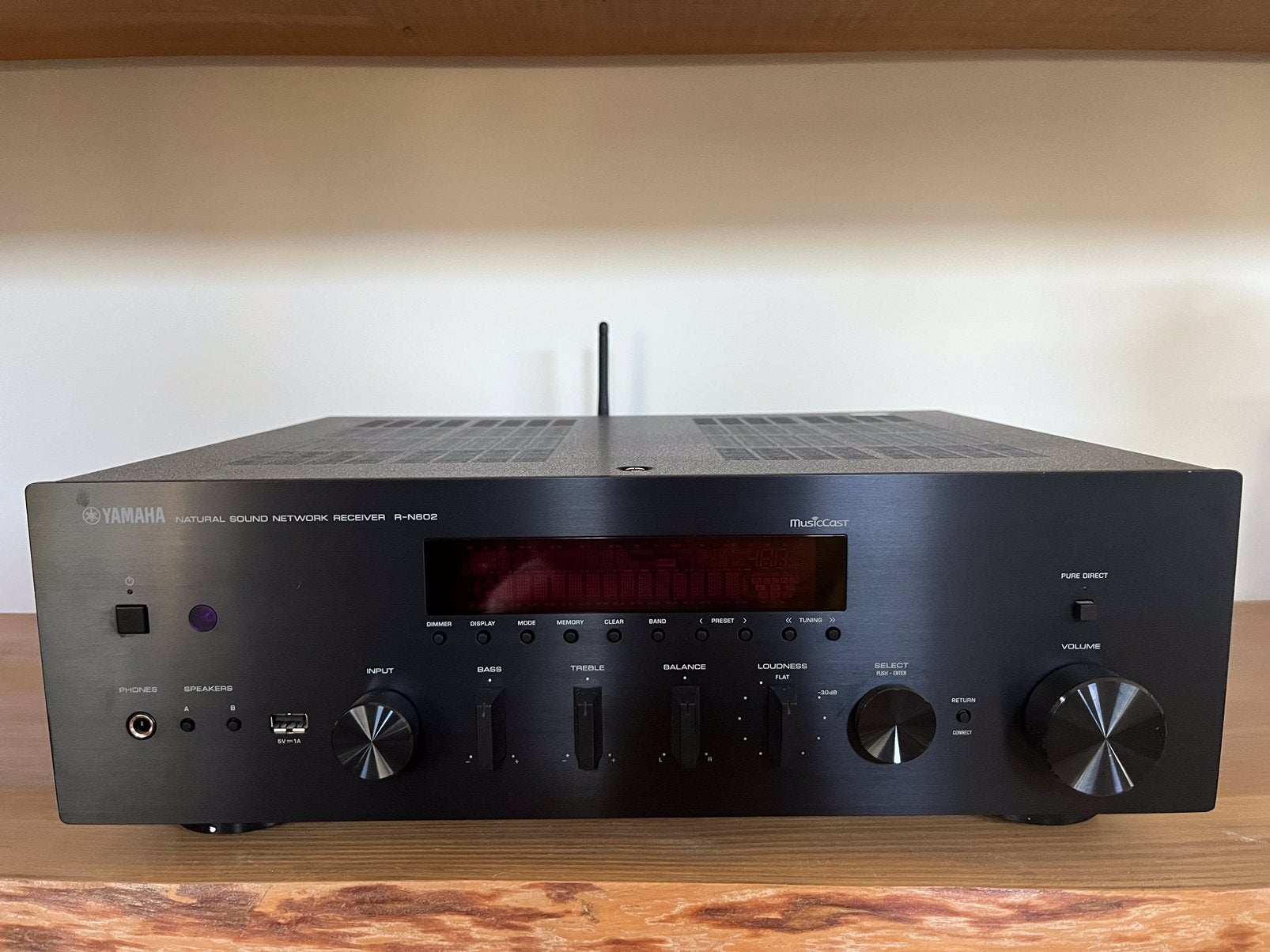 Yamaha R-N602 Stereo MusicCast multiroom receiver - ZGAN, Yamaha, Ophalen of Verzenden, Zo goed als nieuw, 120 watt of meer