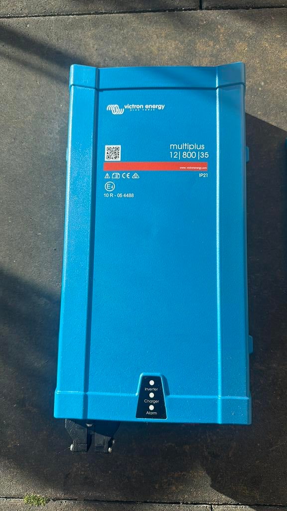 VICTRON multiPlus 12v/800watt 35A, Watersport en Boten, Navigatiemiddelen en Scheepselektronica, Zo goed als nieuw, Overige typen