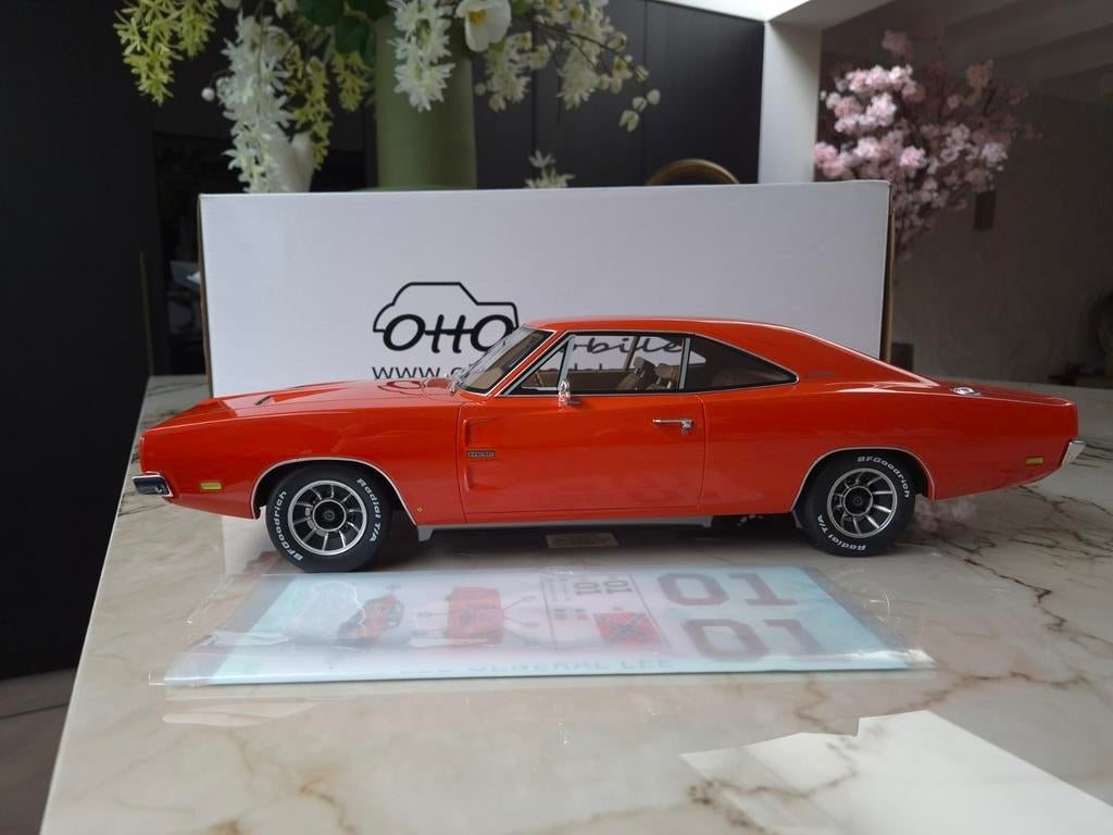 Ottomobile 1:12 Dodge Charger Dukes of Hazzard General Lee, Hobby en Vrije tijd, Ophalen of Verzenden, Zo goed als nieuw, 1:9 t/m 1:12