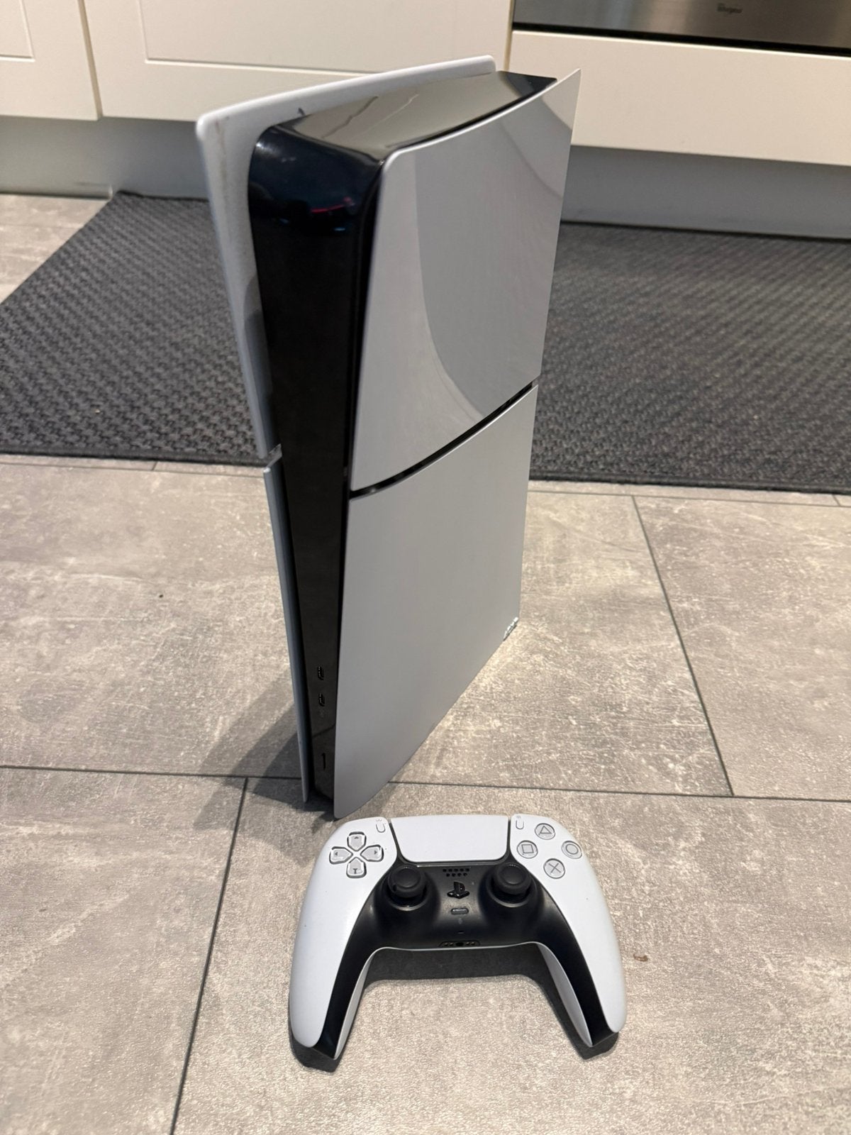 PlayStation 5 slim, Spelcomputers en Games, Spelcomputers | Sony PlayStation 5, Ophalen of Verzenden, Zo goed als nieuw