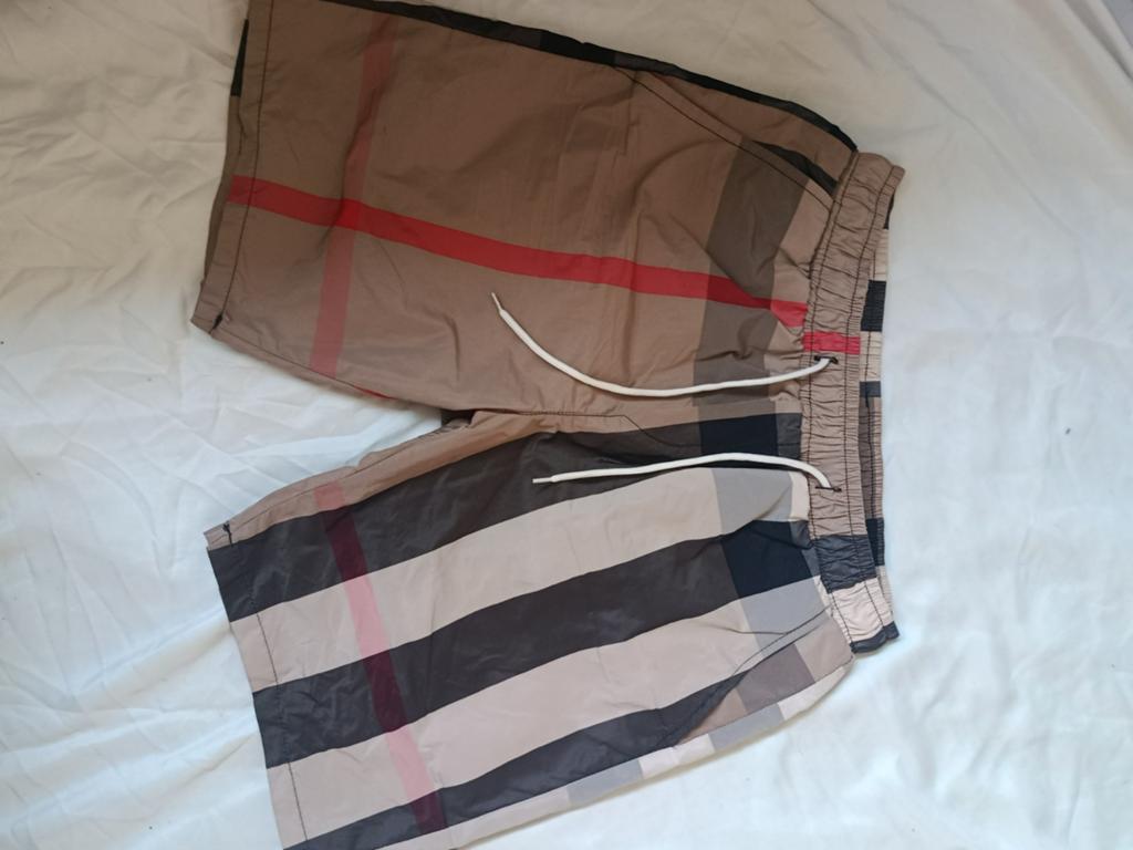 Mooie zomerbroek, maat M - Helaas te klein gekocht, Kleding | Heren, Broeken en Pantalons, Onbekend, Maat 48/50 (M), Beige, Ophalen of Verzenden