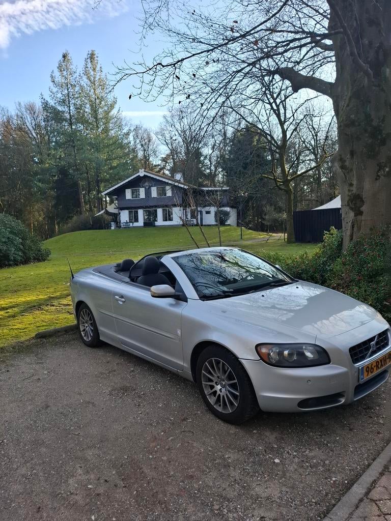 Volvo C70 2.4 140PK 2007 Grijs, Auto's, Volvo, Voorwielaandrijving, C70, Cabriolet, 4 stoelen