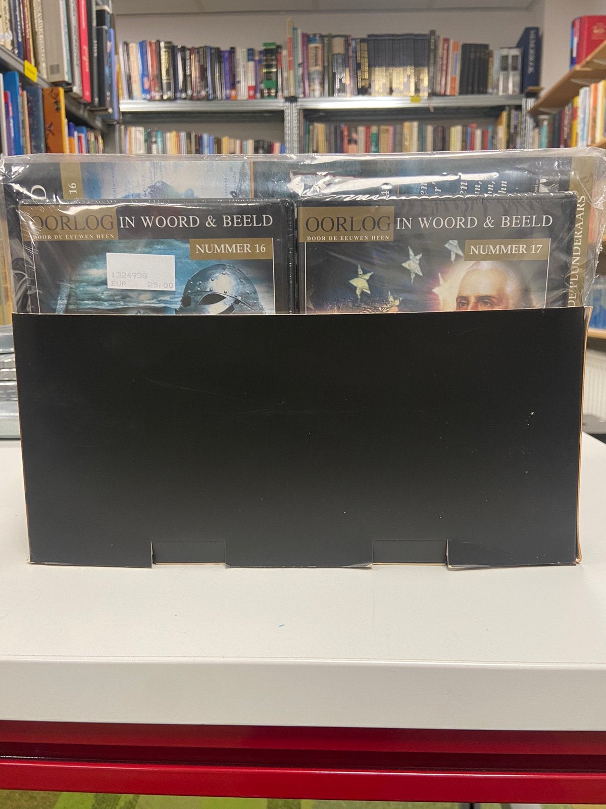 Oorlog in woord en beeld, Boeken, Oorlog en Militair, Ophalen of Verzenden, Niet van toepassing, Zo goed als nieuw