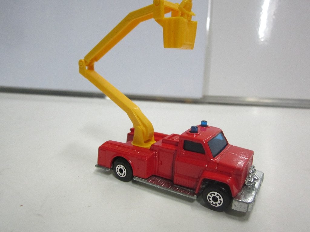 Matchbox Brandweerwagen met hoogwerker, Ophalen of Verzenden, Gebruikt, Bus of Vrachtwagen