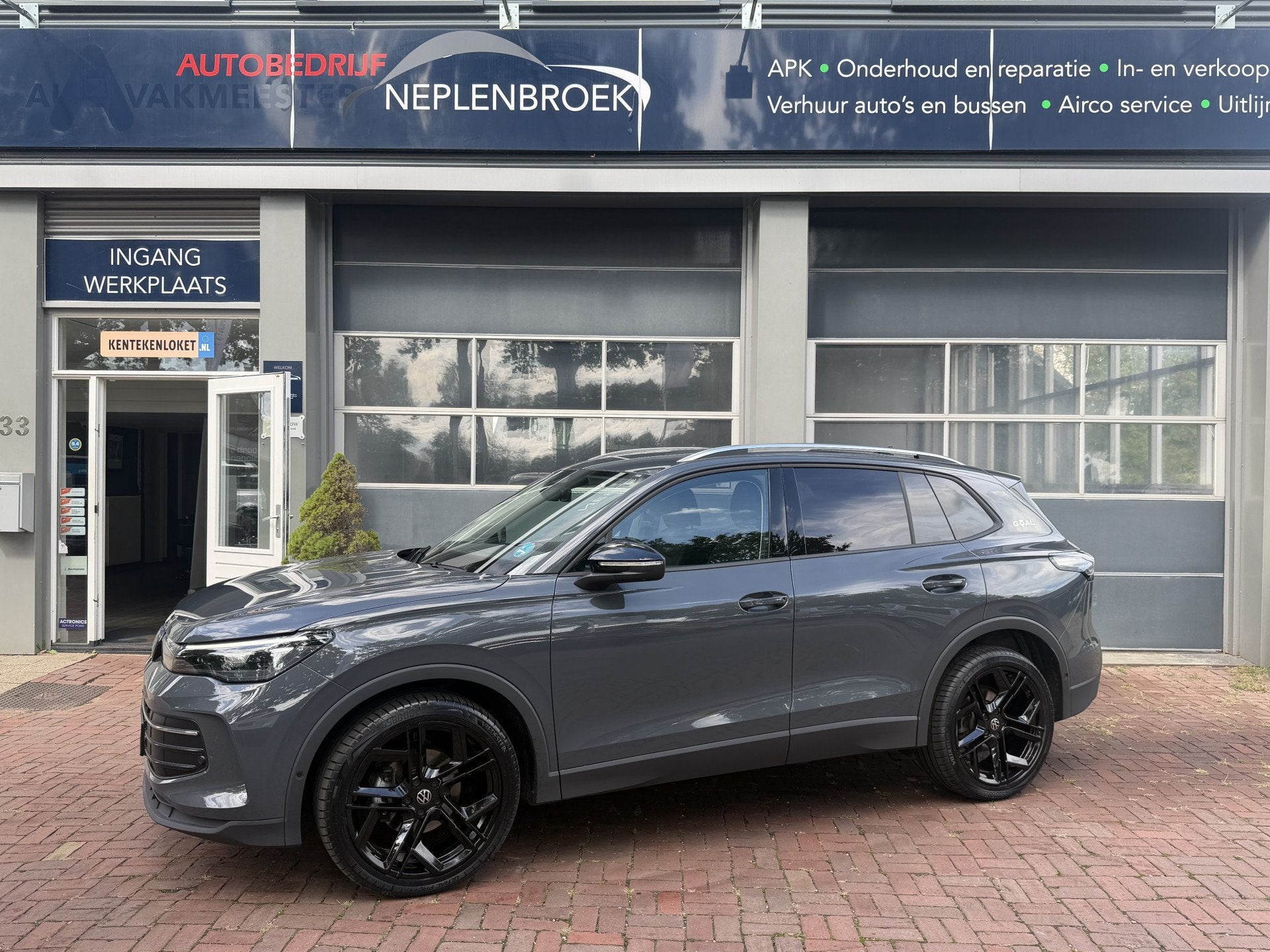 Volkswagen Tiguan 1.5 eTSI Life Edition | Automaat | Stoelve, Dealer onderhouden, Stof, Euro 6, 4 cilinders