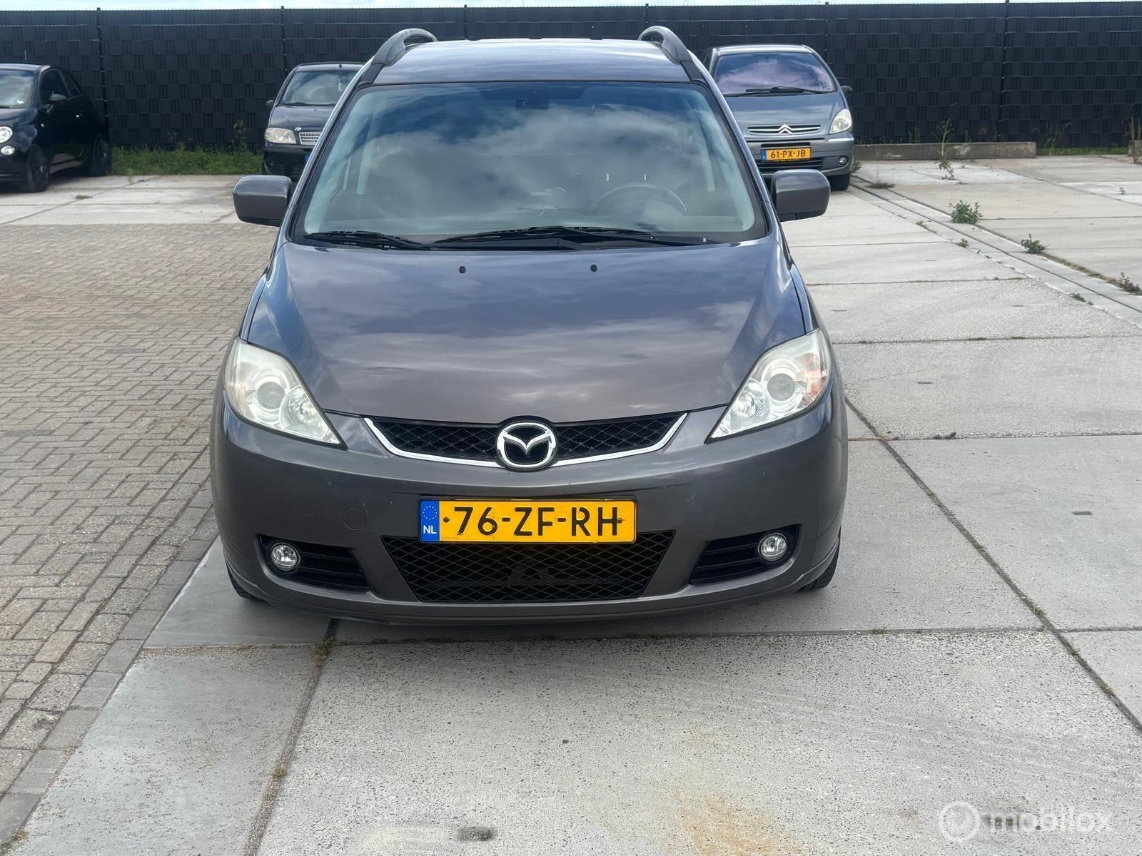 Mazda 5 1.8 Executive LEES TEKST EXPORT OF HANDEL, Auto's, Gebruikt, 1370 kg, 4 cilinders, Origineel Nederlands