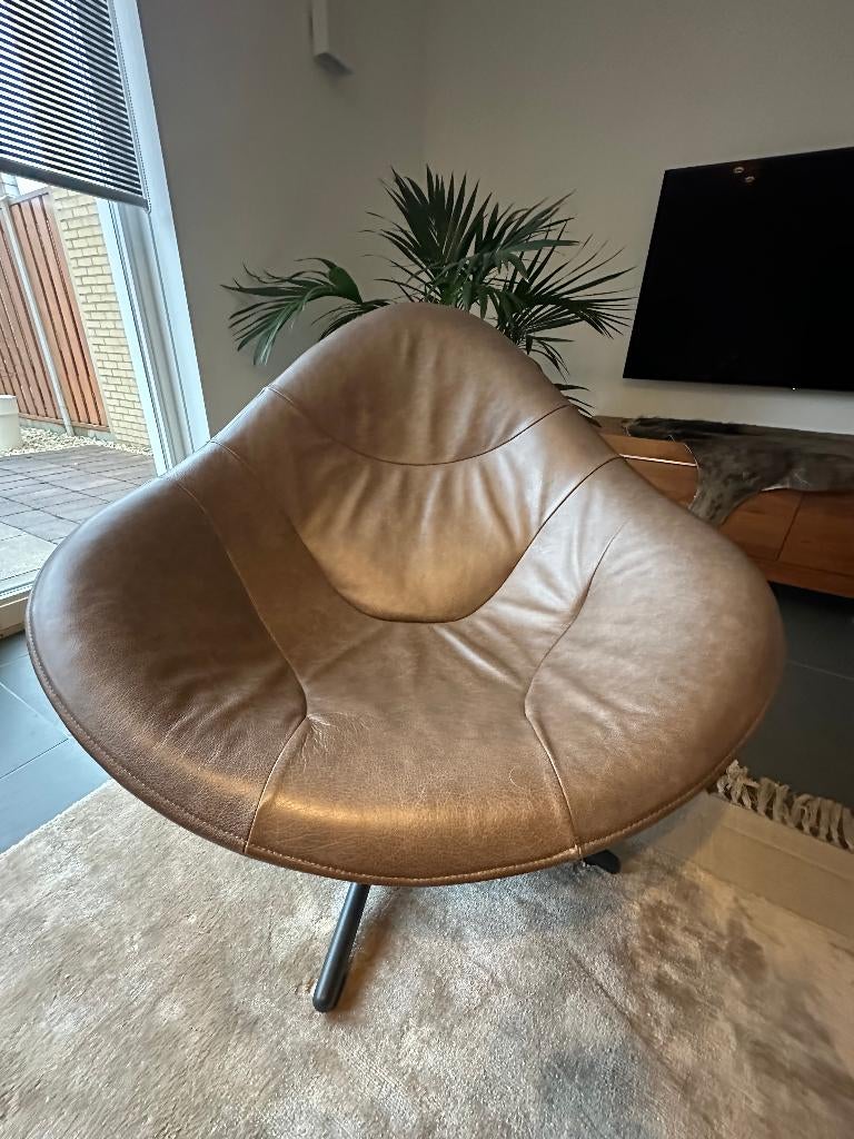 Label Hidde fauteuil leder., Ophalen, 75 tot 100 cm, Zo goed als nieuw, 75 tot 100 cm