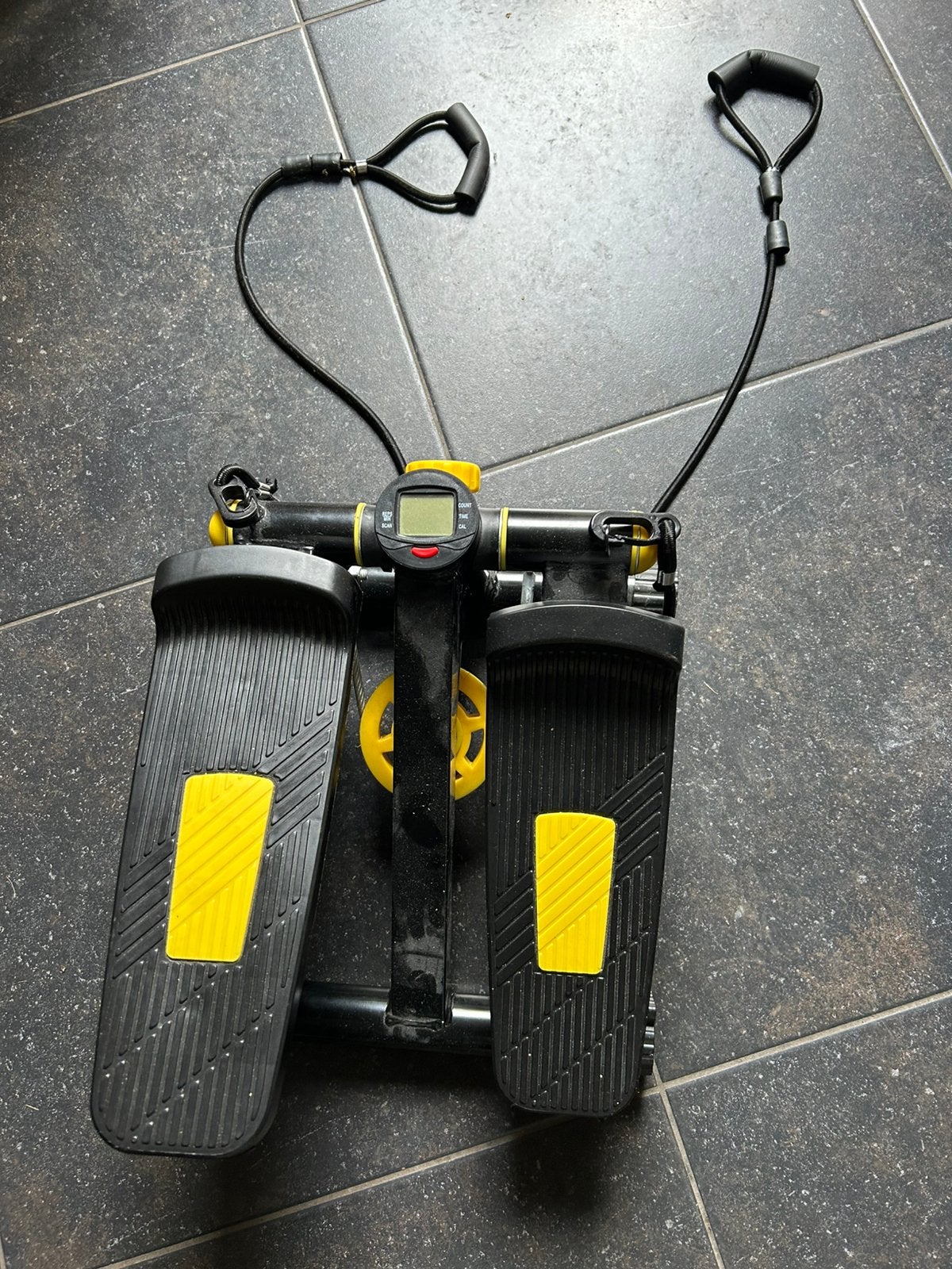 Stepper met kabels, Ophalen, Zo goed als nieuw, Benen, Stepapparaat