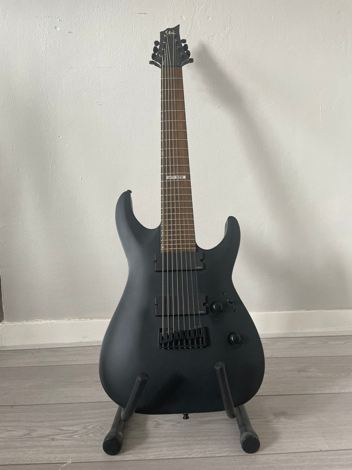 ESP LTD H-308 8Snaar, Zo goed als nieuw, Solid body, Ophalen, Overige merken