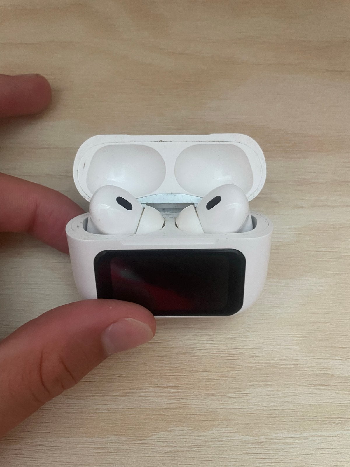Nieuwe Airpods met schermpje